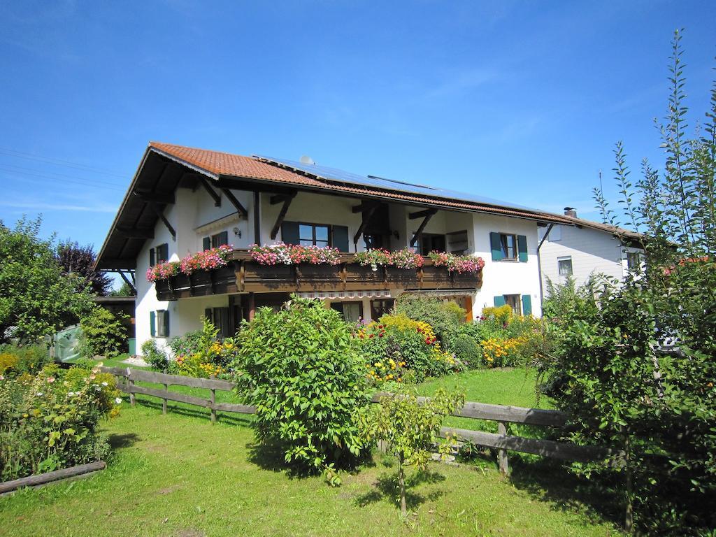 Gaestehaus Boeck In Roßhaupten Pokoj fotografie